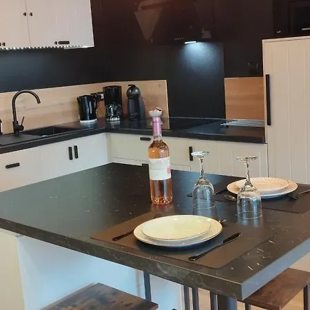 Le Tapissier Apartment